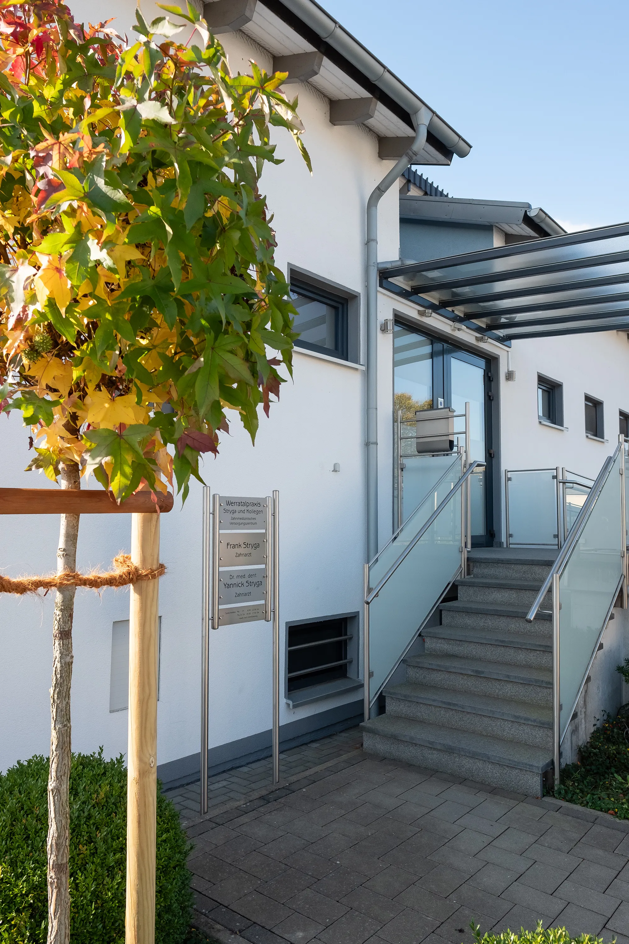 Eingang der Werratalpraxis in Hedemünden